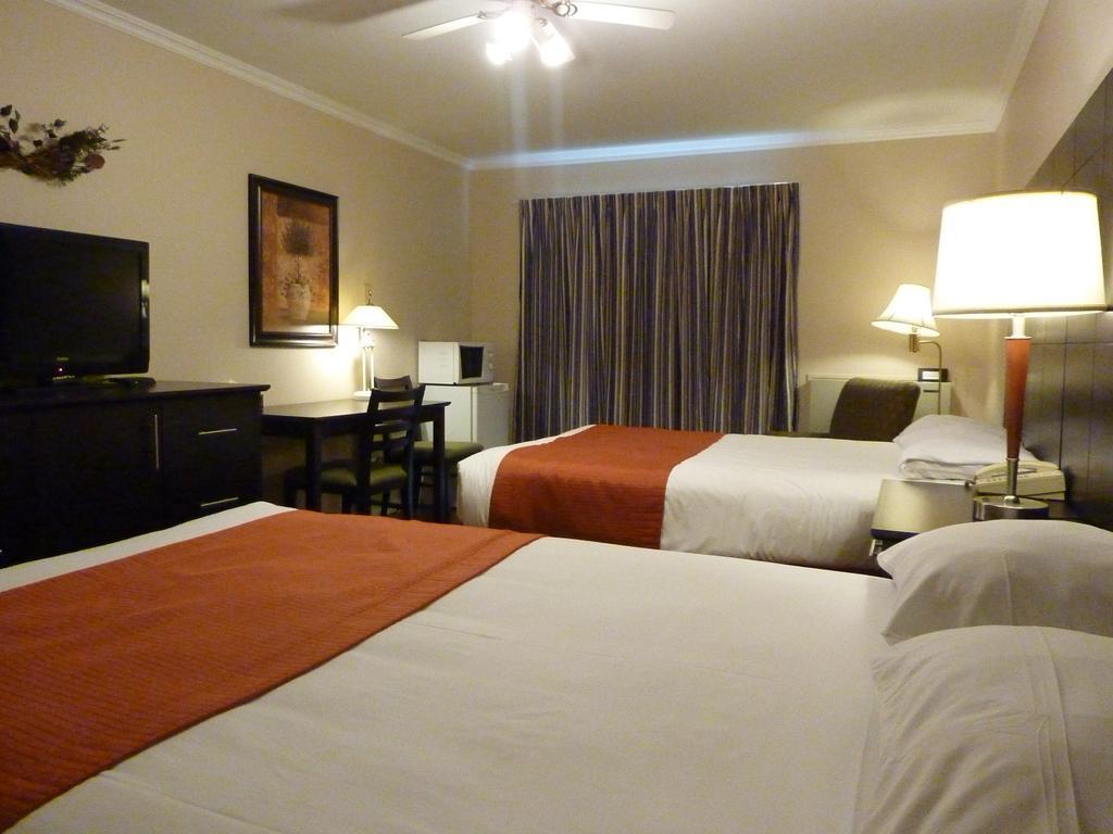 Motel Bécancour Kültér fotó