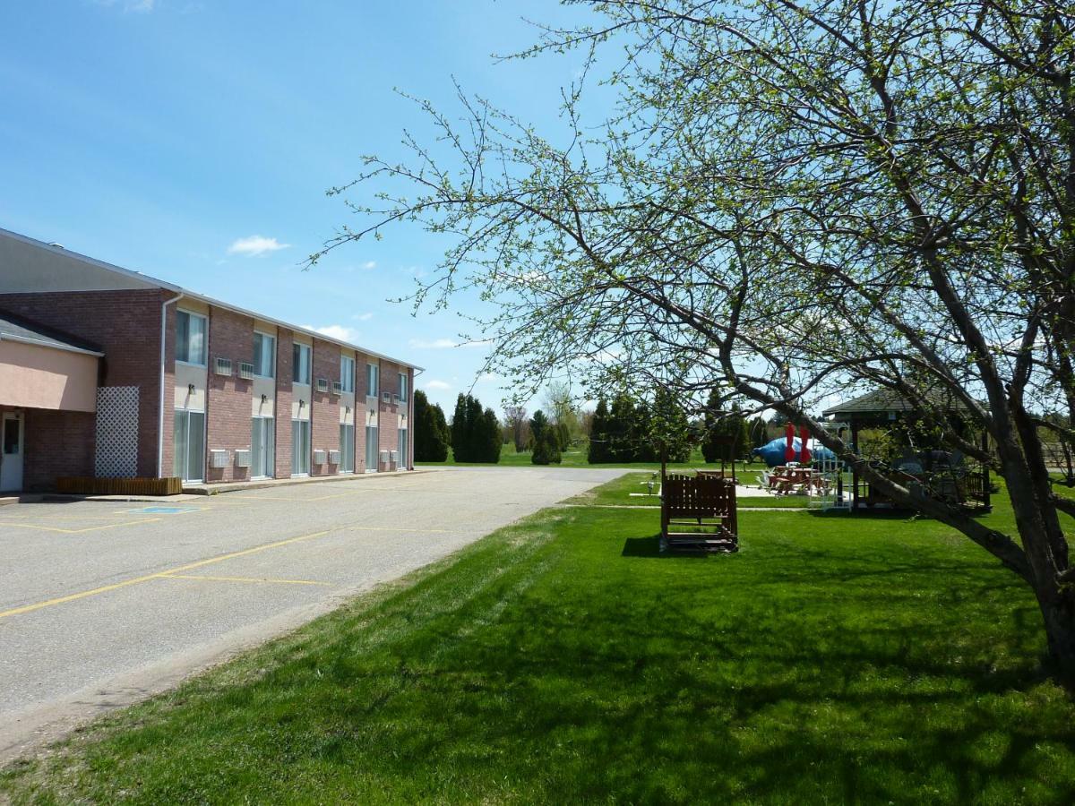 Motel Bécancour Kültér fotó
